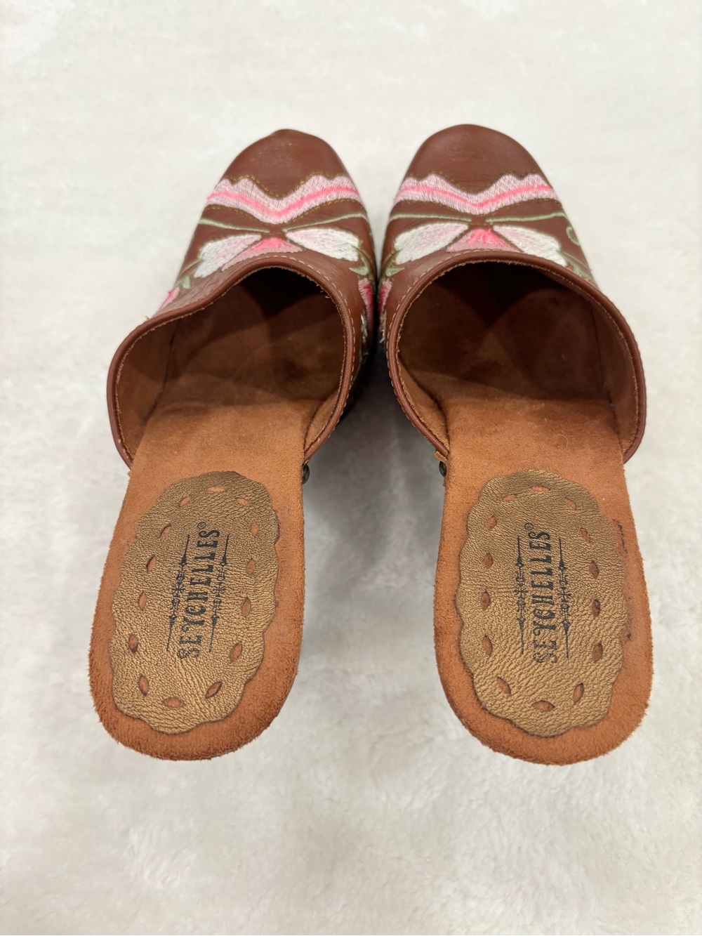 Seychelles Leather Floral Embroidered Heel Clogs - Picture 4 of 9